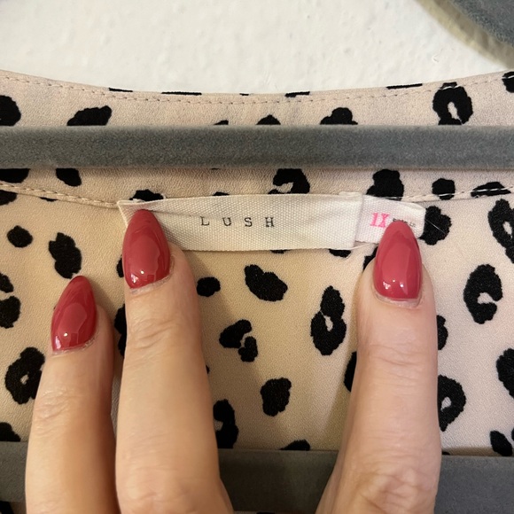 Lush Black and Cream Animal print blouse top shirt 1x career office - Picture 5 of 5